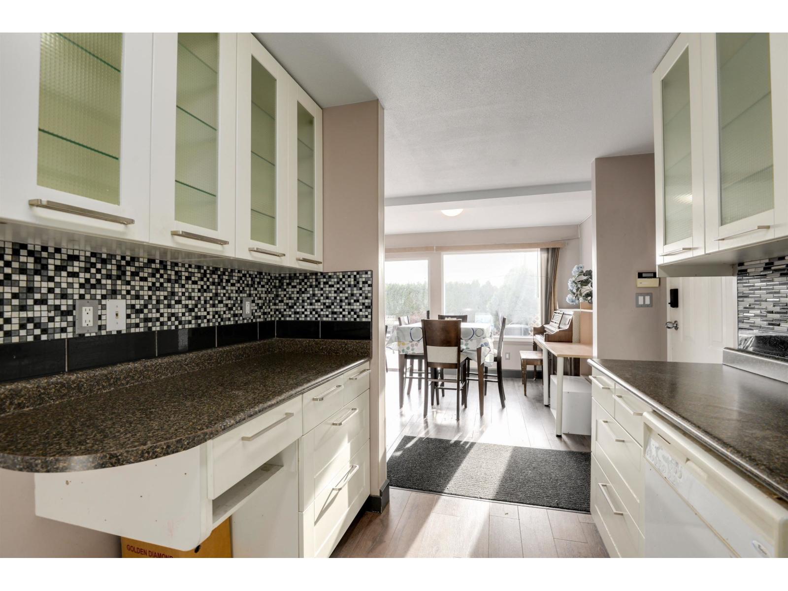 15173 Royal Avenue, White Rock, British Columbia V4B 1M2 - Photo 24 - R3110899