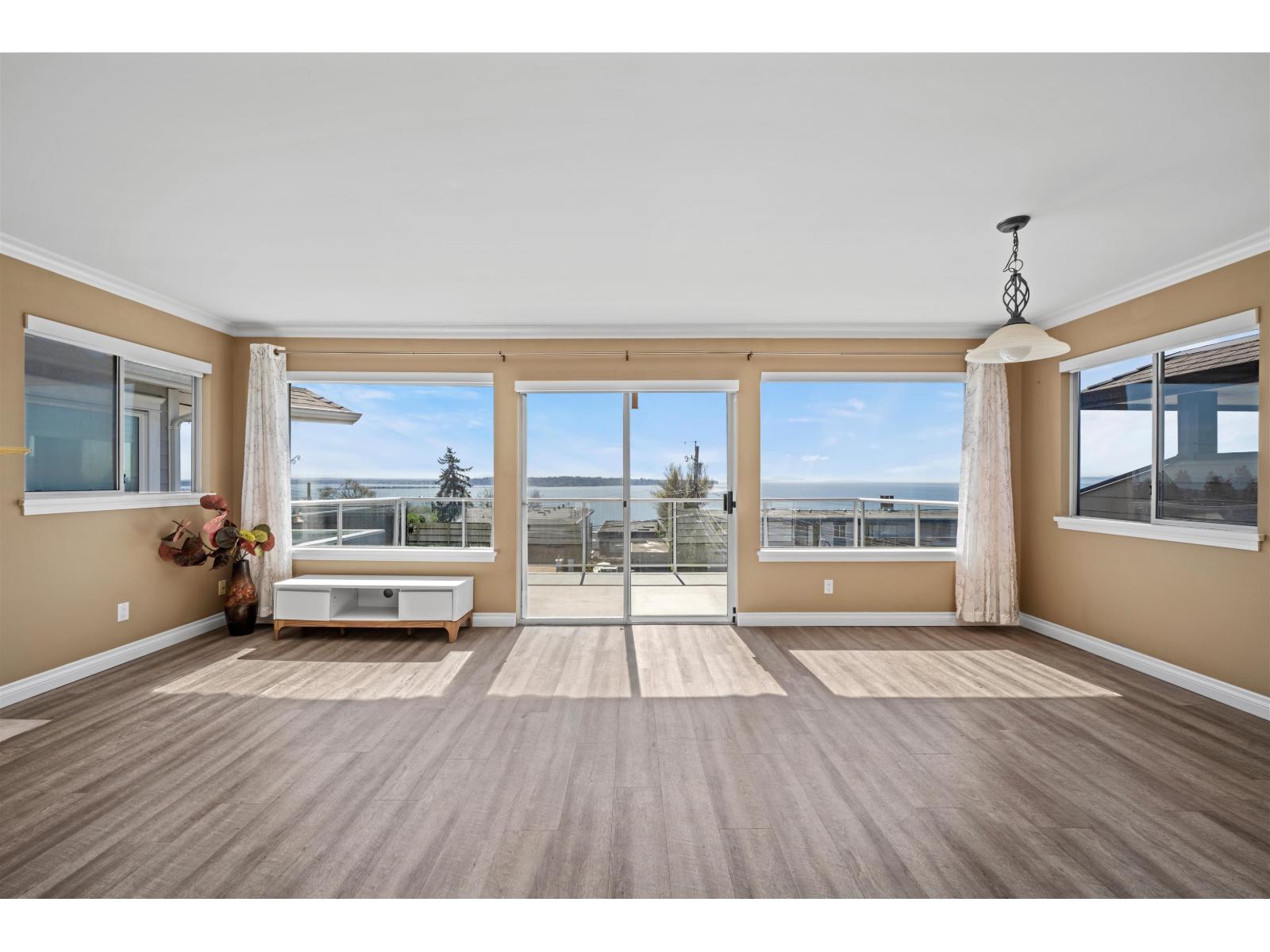 15173 Royal Avenue, White Rock, British Columbia V4B 1M2 - Photo 17 - R3110899