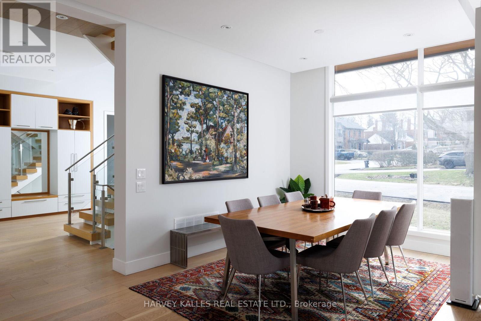 43 Ballacaine Drive, Toronto, Ontario  M8Y 4B1 - Photo 18 - W12999328