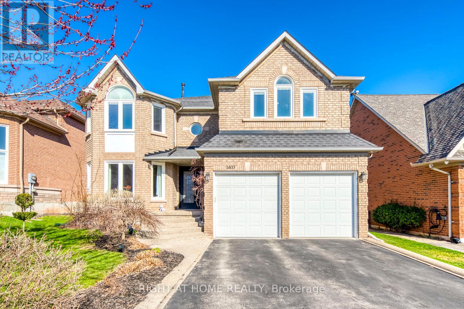 1403 BAYSHIRE DRIVE, Oakville, Ontario