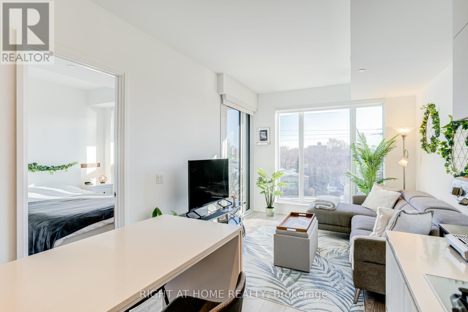 506 - 21 Park Street E, Mississauga, Ontario  L5G 0C2 - Photo 20 - W12999364