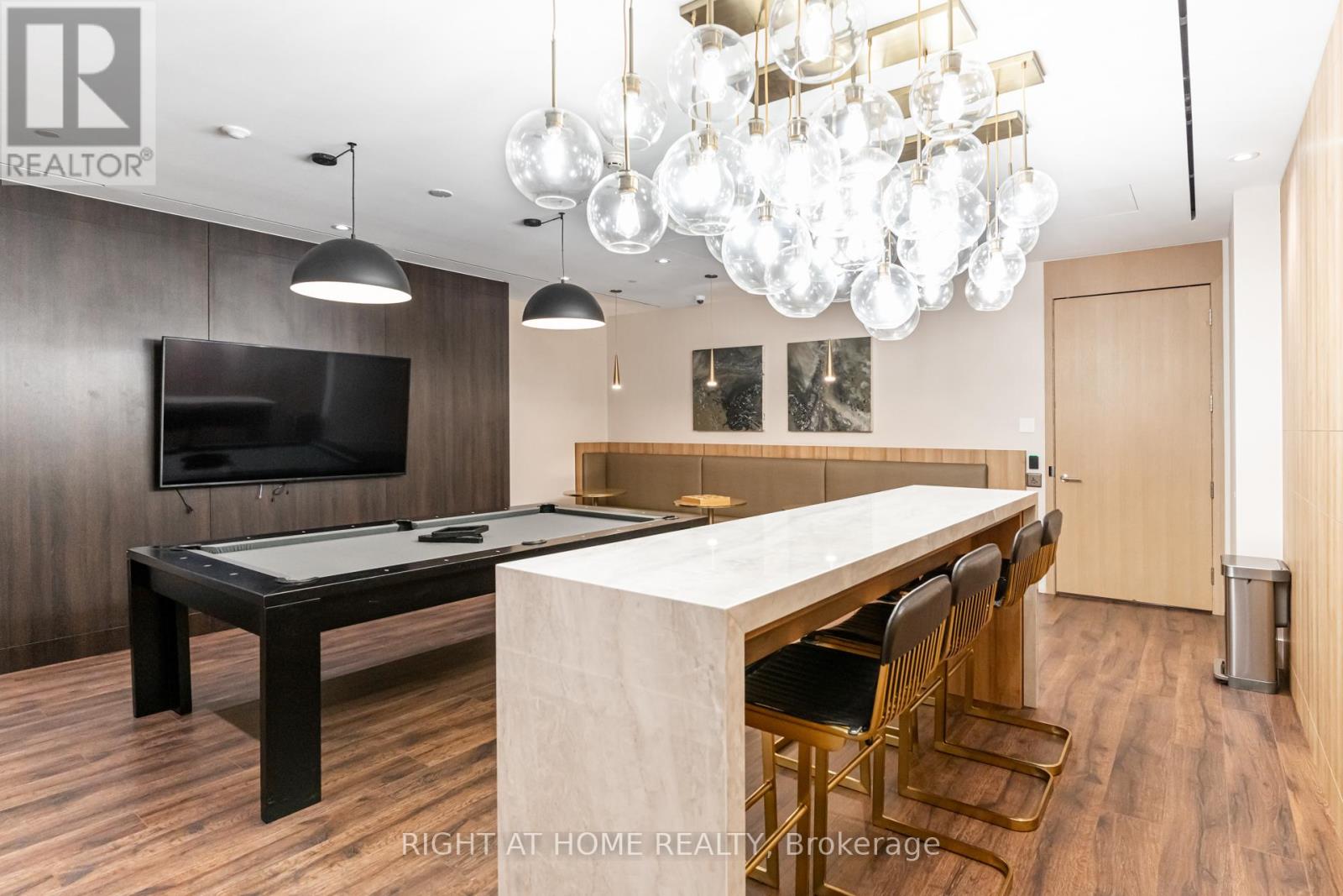 506 - 21 Park Street E, Mississauga, Ontario  L5G 0C2 - Photo 46 - W12999364