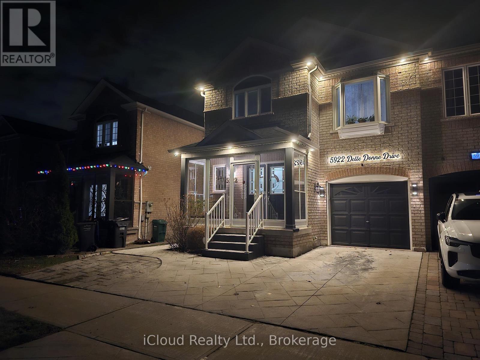 5922 Delle Donne Drive, Mississauga, Ontario  L5M 7A3 - Photo 3 - W12999370