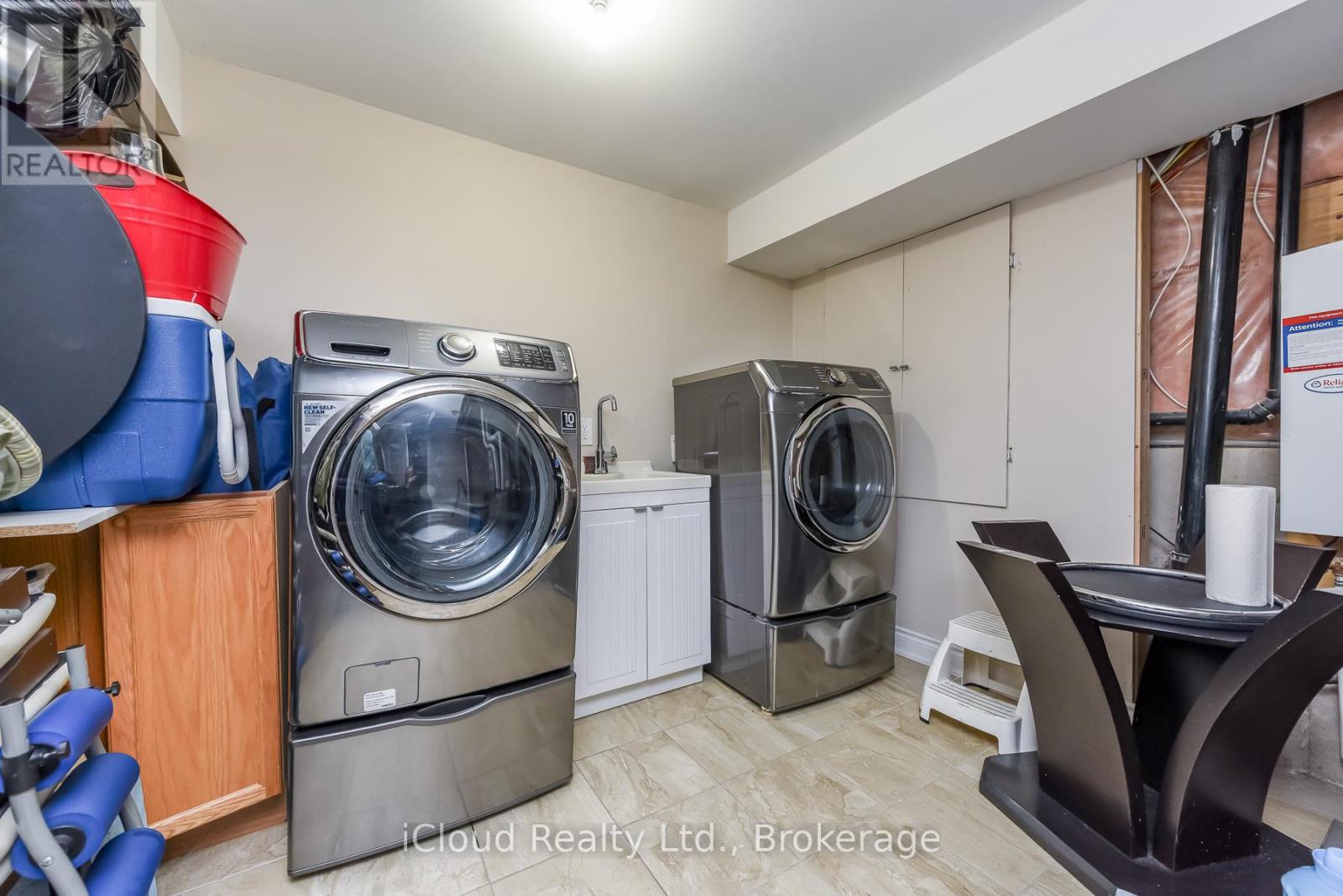 5922 Delle Donne Drive, Mississauga, Ontario  L5M 7A3 - Photo 40 - W12999370