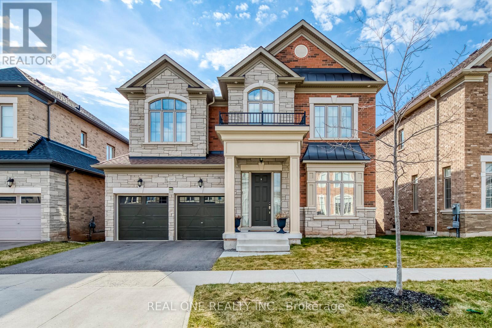 1103 JOHN LAIRD CIRCLE, Oakville, Ontario