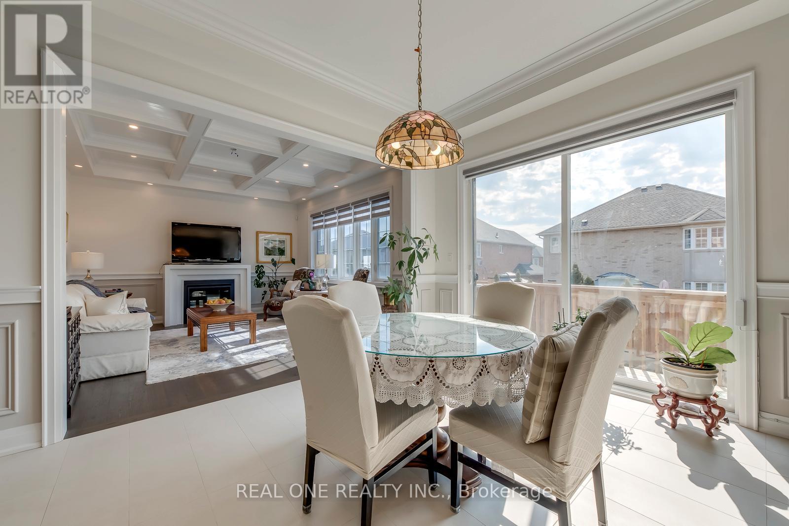 1103 John Laird Circle, Oakville, Ontario  L6H 3R5 - Photo 17 - W12999378