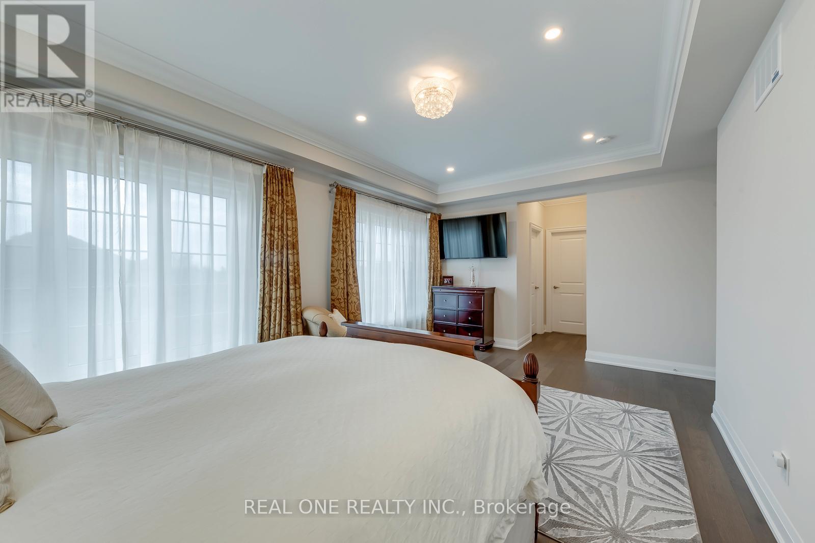 1103 John Laird Circle, Oakville, Ontario  L6H 3R5 - Photo 22 - W12999378