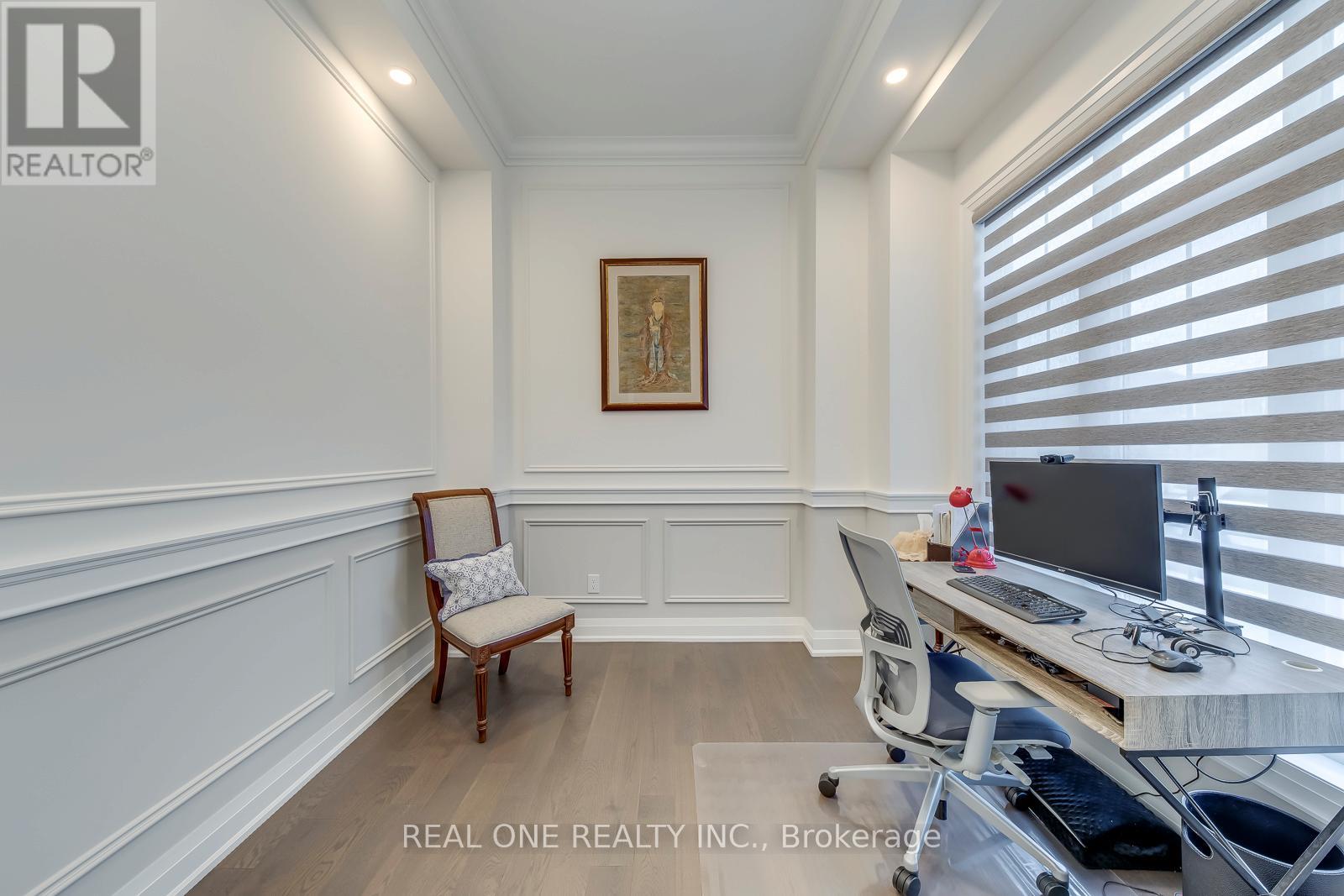 1103 John Laird Circle, Oakville, Ontario  L6H 3R5 - Photo 3 - W12999378