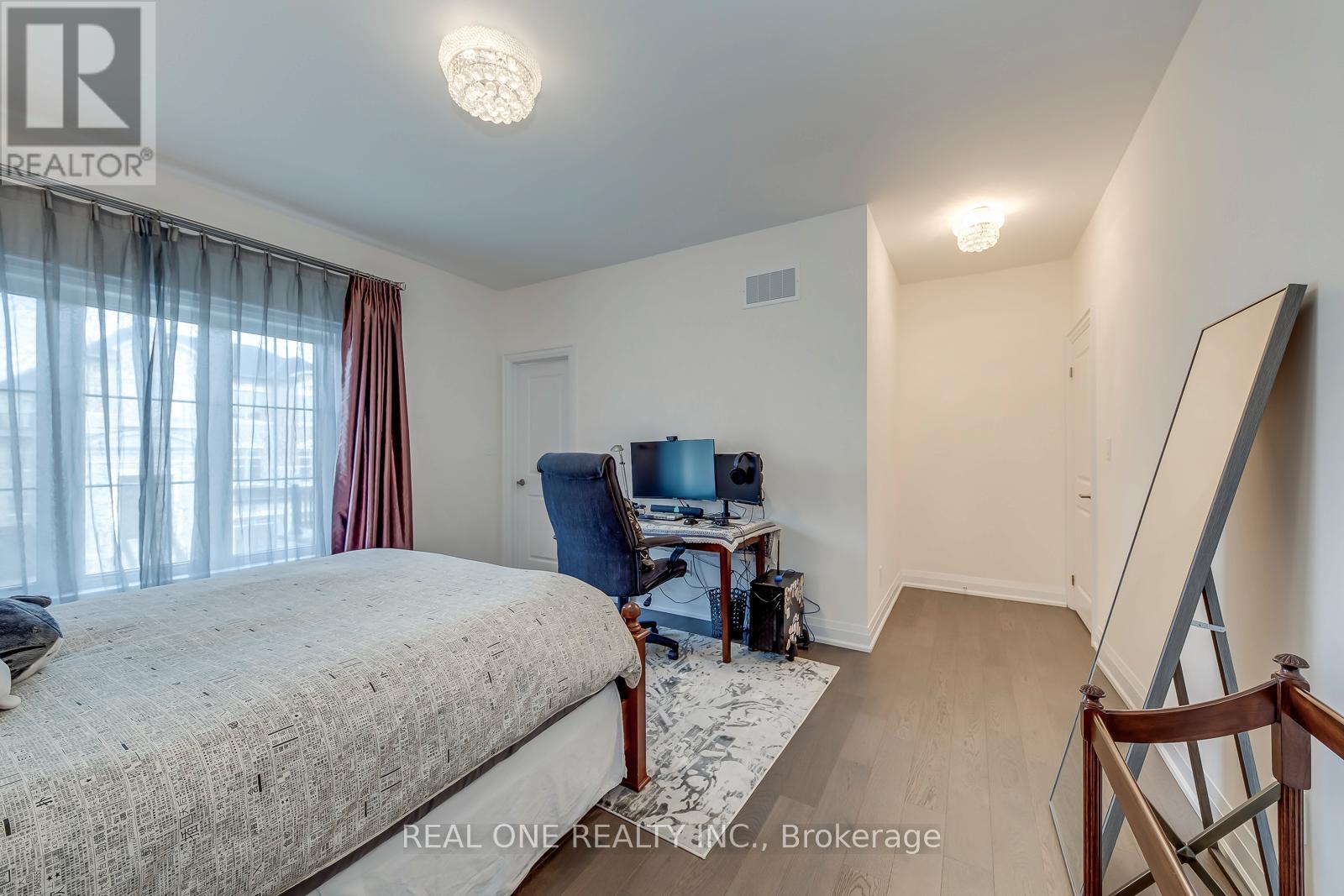 1103 John Laird Circle, Oakville, Ontario  L6H 3R5 - Photo 39 - W12999378