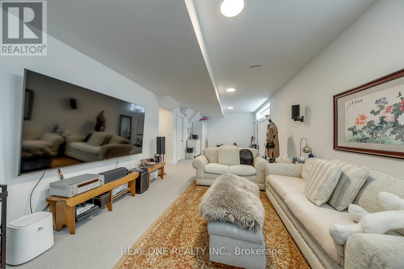 1103 John Laird Circle, Oakville, Ontario  L6H 3R5 - Photo 44 - W12999378