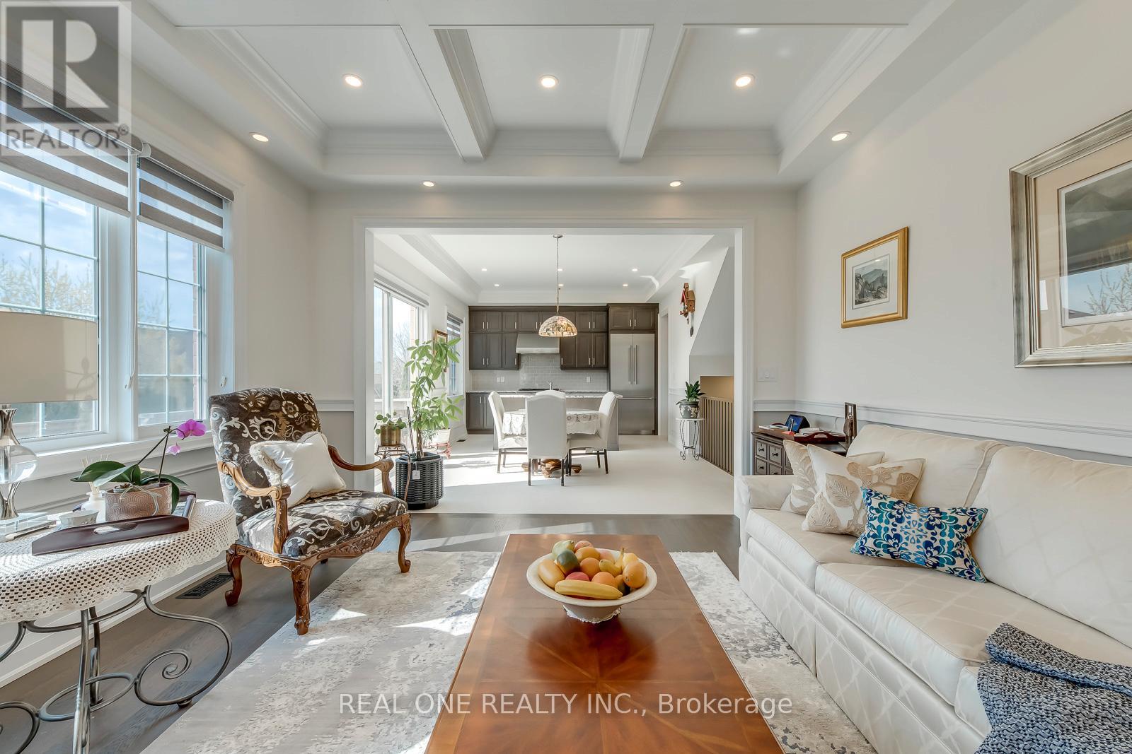 1103 John Laird Circle, Oakville, Ontario  L6H 3R5 - Photo 9 - W12999378