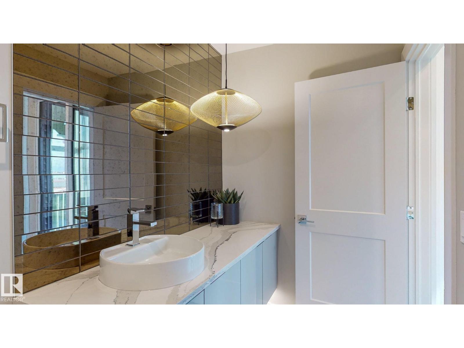 15807 30 Av Sw, Edmonton, Alberta  T6W 4X3 - Photo 8 - E4482280