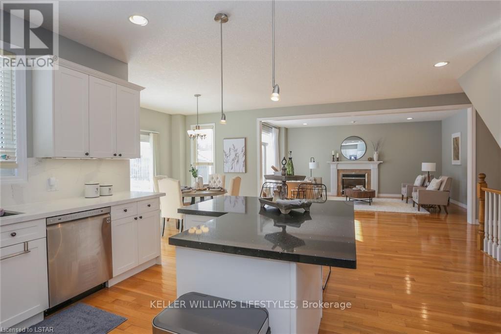 2029 Mccracken Court, London North, Ontario  N6G 5J2 - Photo 11 - X12999450