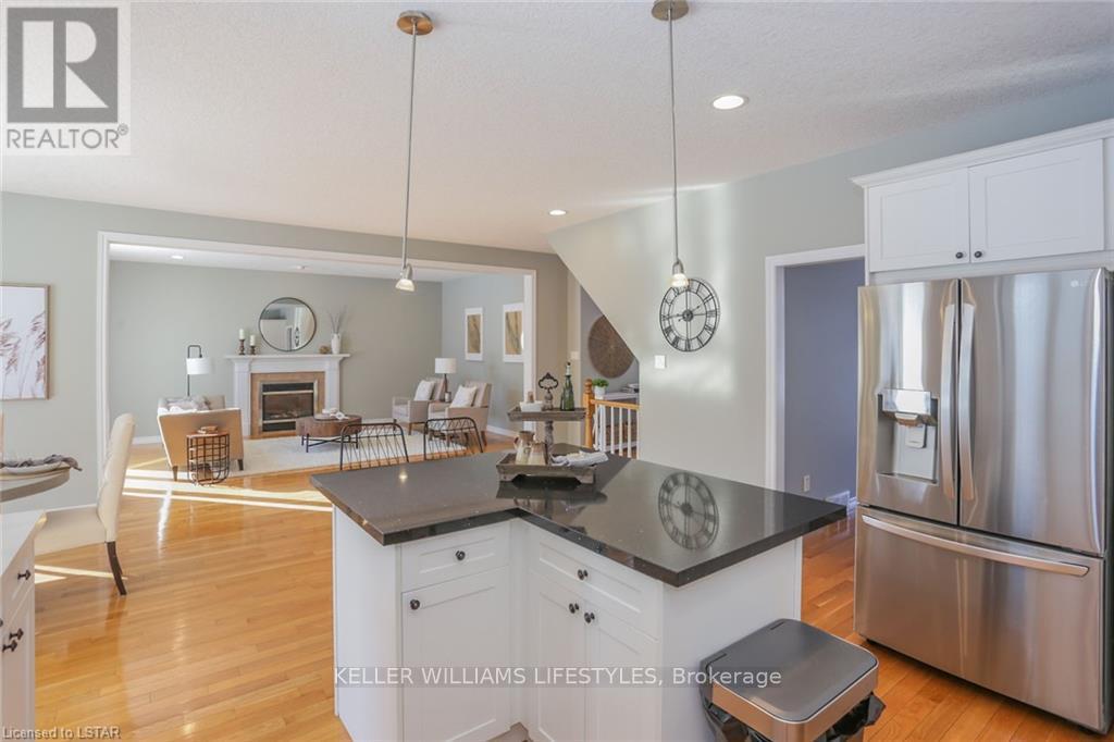 2029 Mccracken Court, London North, Ontario  N6G 5J2 - Photo 12 - X12999450