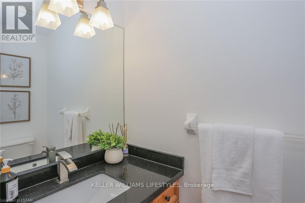 2029 Mccracken Court, London North, Ontario  N6G 5J2 - Photo 21 - X12999450