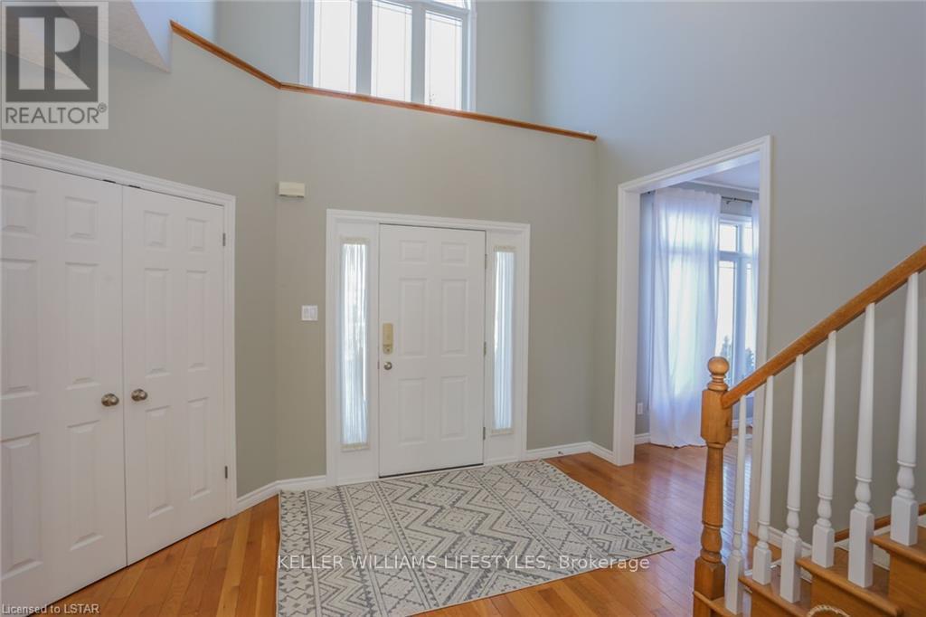 2029 Mccracken Court, London North, Ontario  N6G 5J2 - Photo 3 - X12999450