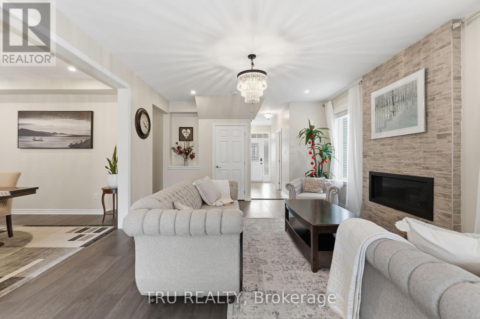 344 Sweetclover Way, Ottawa, Ontario K4A 1E6 - Photo 10 - X12999386