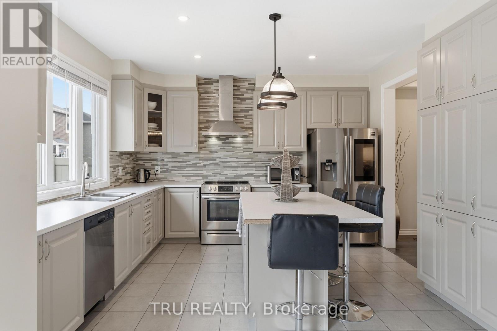 344 Sweetclover Way, Ottawa, Ontario K4A 1E6 - Photo 14 - X12999386