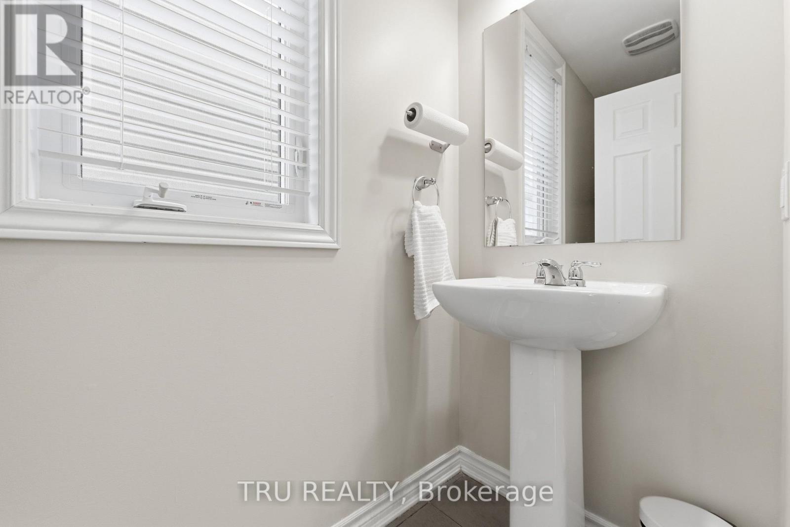 344 Sweetclover Way, Ottawa, Ontario K4A 1E6 - Photo 20 - X12999386