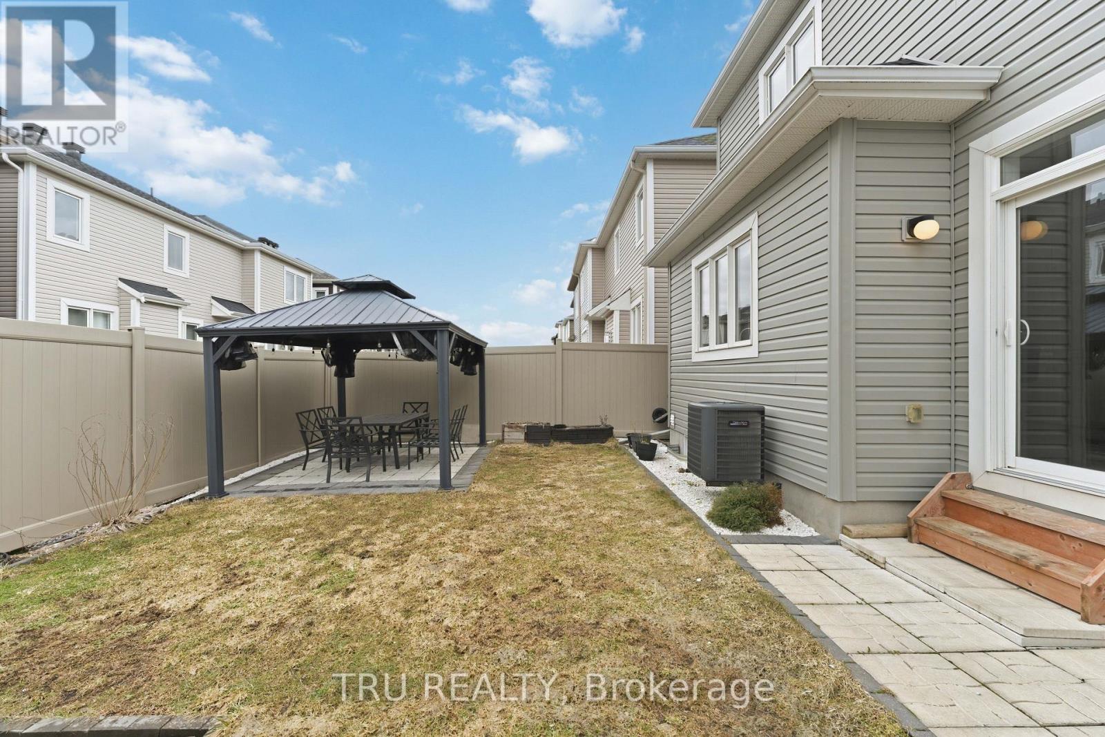 344 Sweetclover Way, Ottawa, Ontario K4A 1E6 - Photo 48 - X12999386