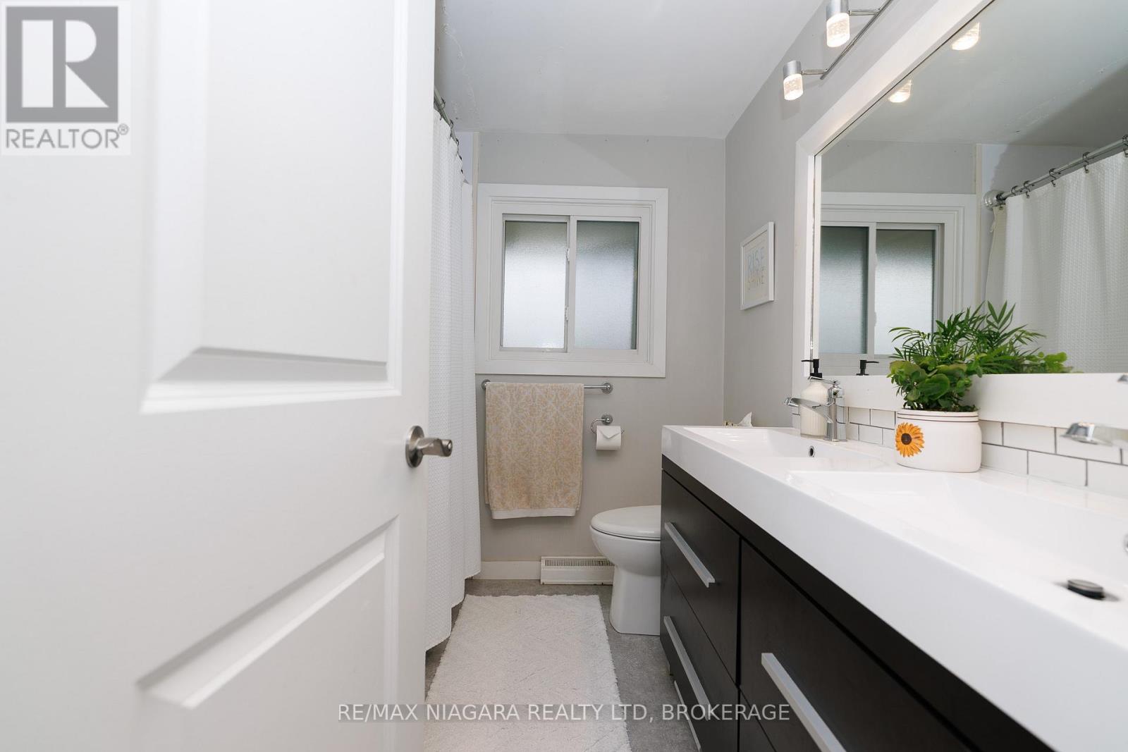 1 Royal Henley Boulevard, St. Catharines, Ontario  L2N 4R6 - Photo 21 - X12999410