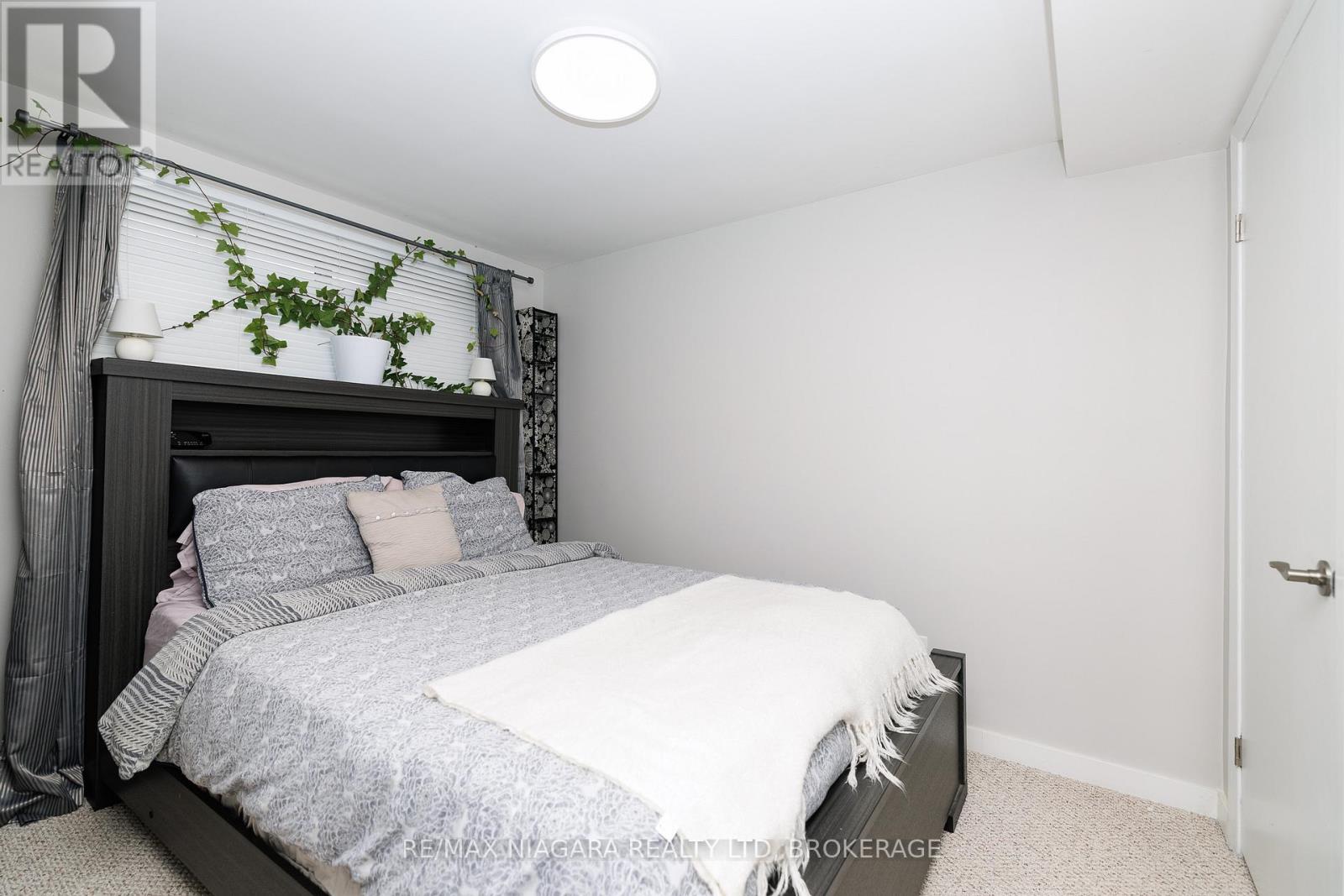 1 Royal Henley Boulevard, St. Catharines, Ontario  L2N 4R6 - Photo 27 - X12999410