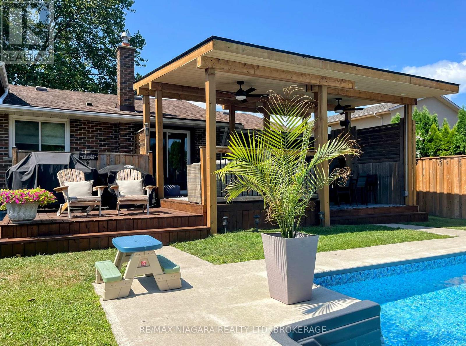 1 Royal Henley Boulevard, St. Catharines, Ontario  L2N 4R6 - Photo 48 - X12999410