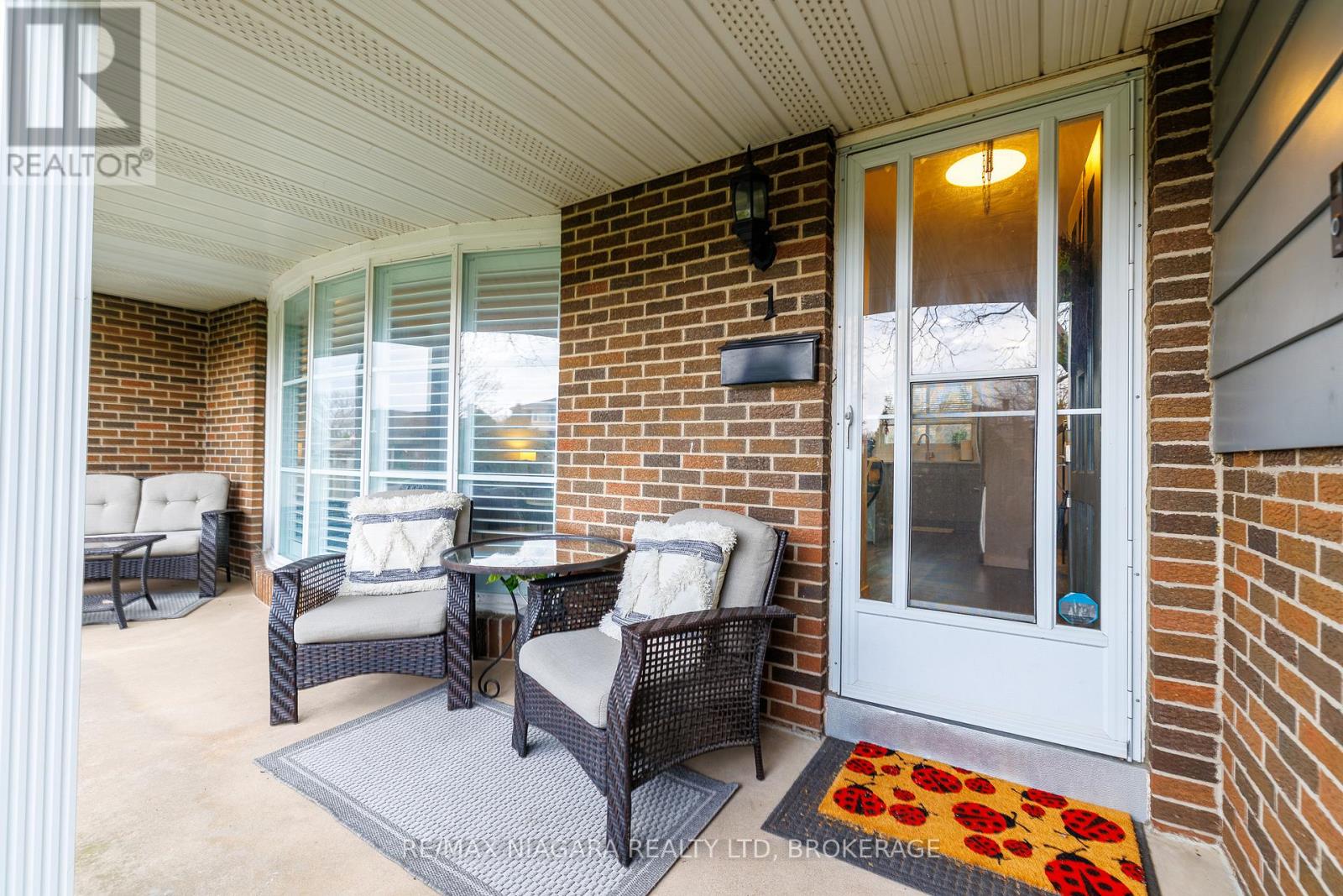 1 Royal Henley Boulevard, St. Catharines, Ontario  L2N 4R6 - Photo 5 - X12999410