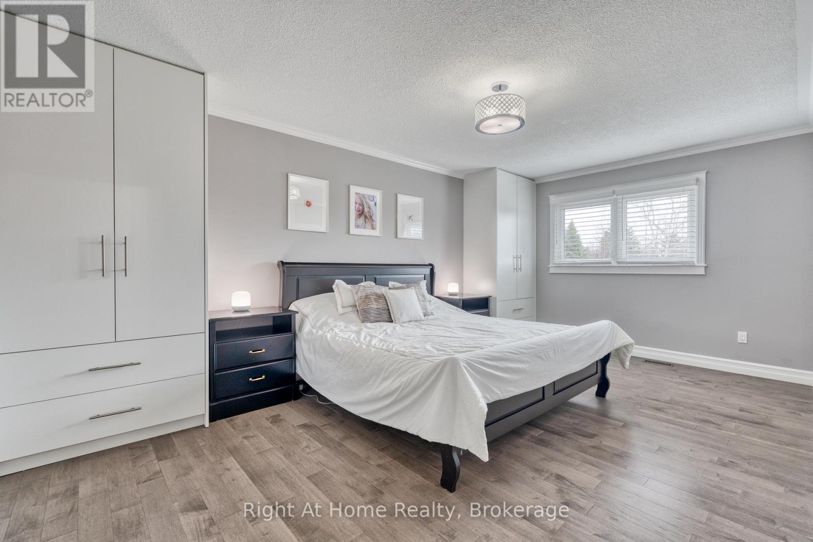 319 River Oaks Boulevard W, Oakville, Ontario  L6H 3X5 - Photo 26 - W12999388