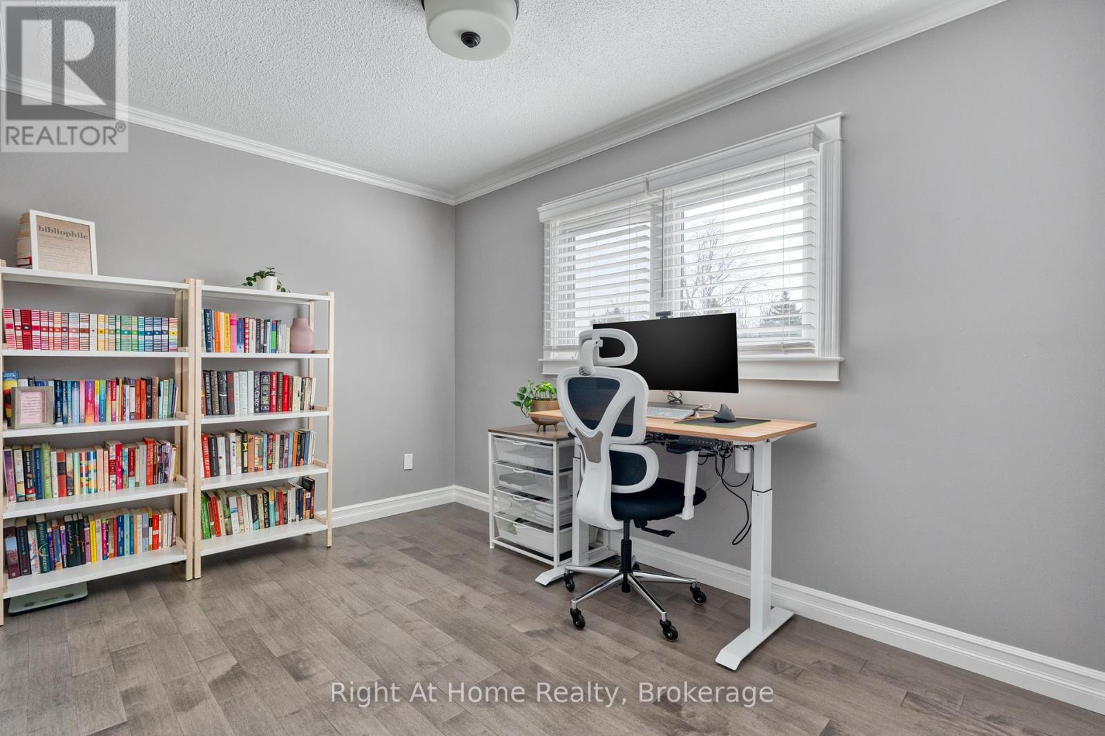 319 River Oaks Boulevard W, Oakville, Ontario  L6H 3X5 - Photo 33 - W12999388