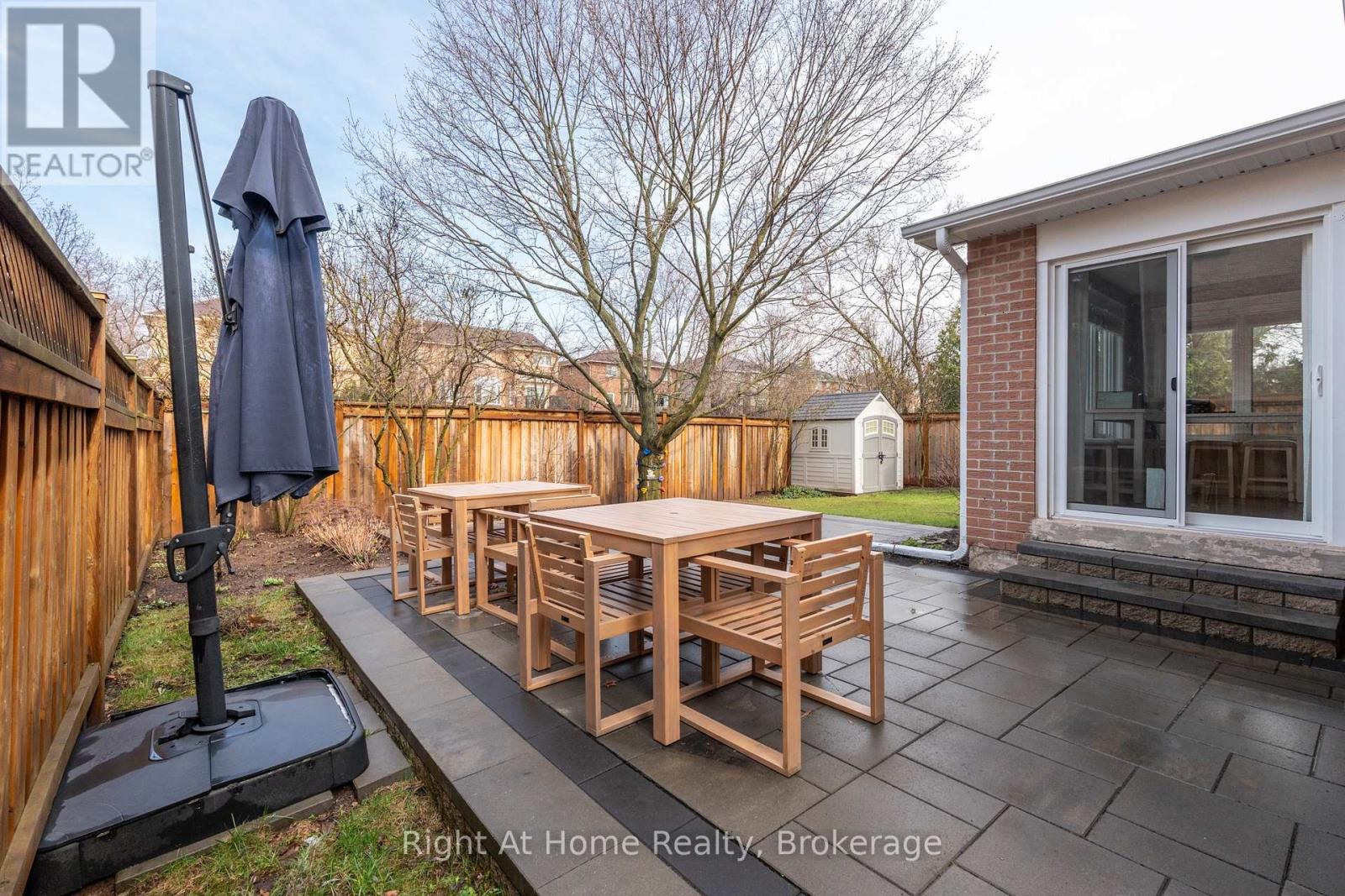 319 River Oaks Boulevard W, Oakville, Ontario  L6H 3X5 - Photo 42 - W12999388