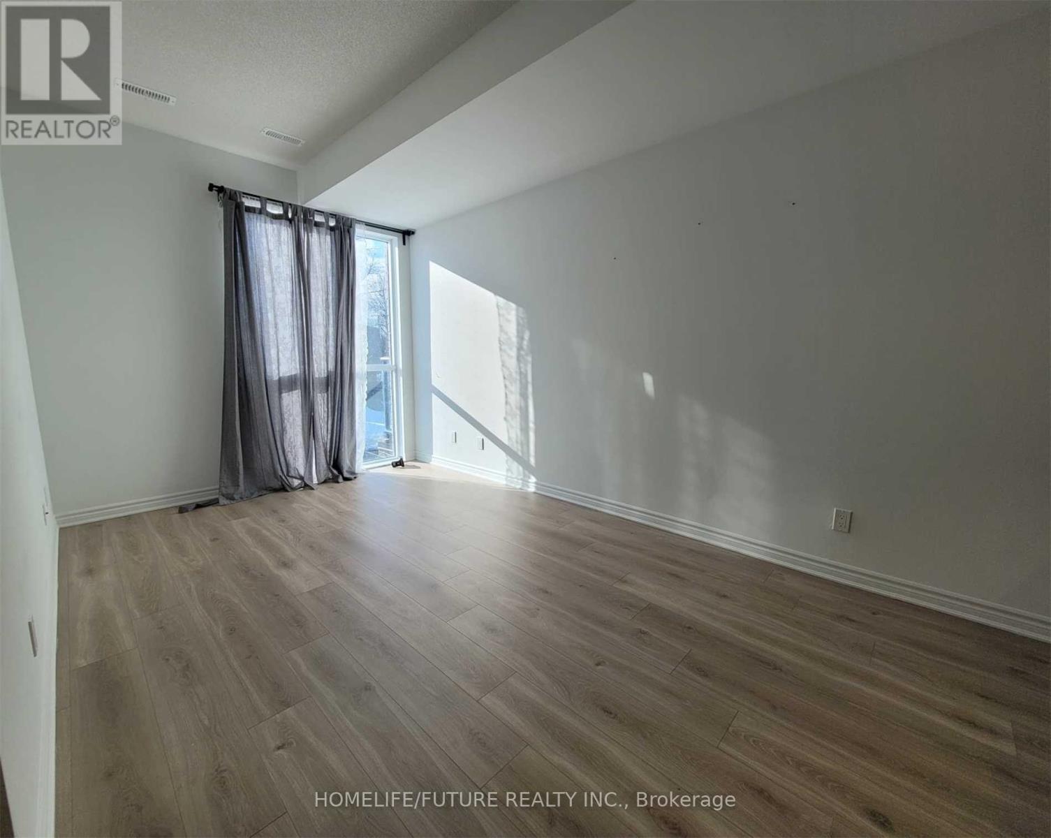 B - 11 Falaise Road, Toronto, Ontario  M1E 3B6 - Photo 4 - E12931350