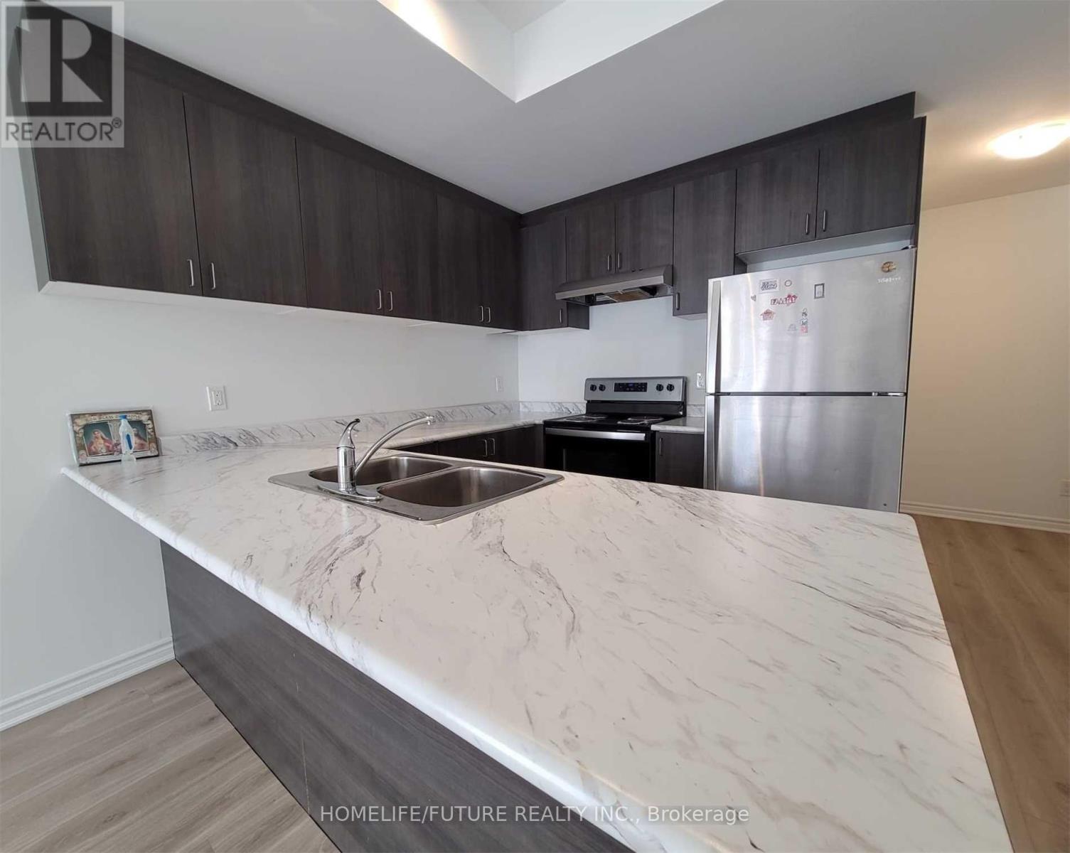 B - 11 Falaise Road, Toronto, Ontario  M1E 3B6 - Photo 3 - E12931350