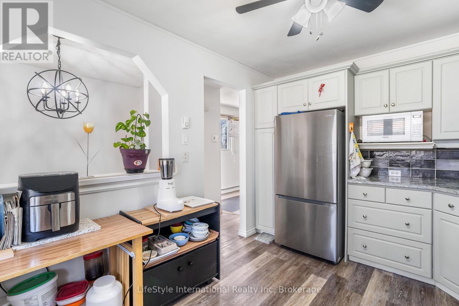 9 Hampton Street, Brantford, Ontario  N3S 7J2 - Photo 13 - X12999332