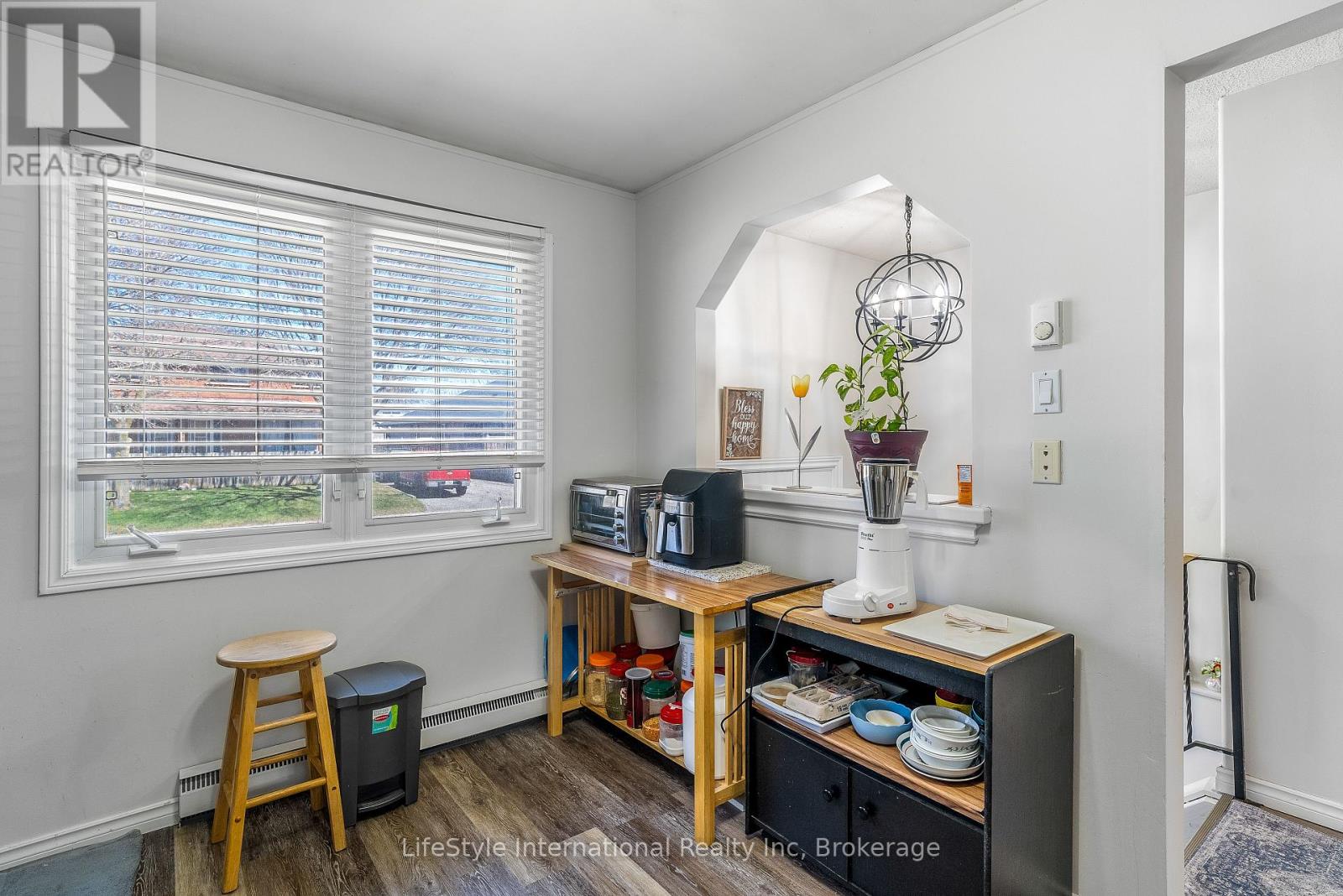 9 Hampton Street, Brantford, Ontario  N3S 7J2 - Photo 14 - X12999332