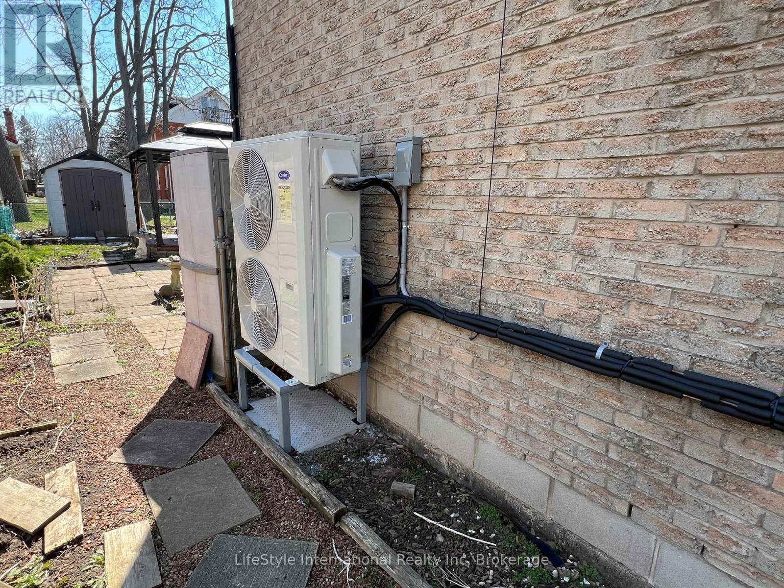 9 Hampton Street, Brantford, Ontario  N3S 7J2 - Photo 44 - X12999332