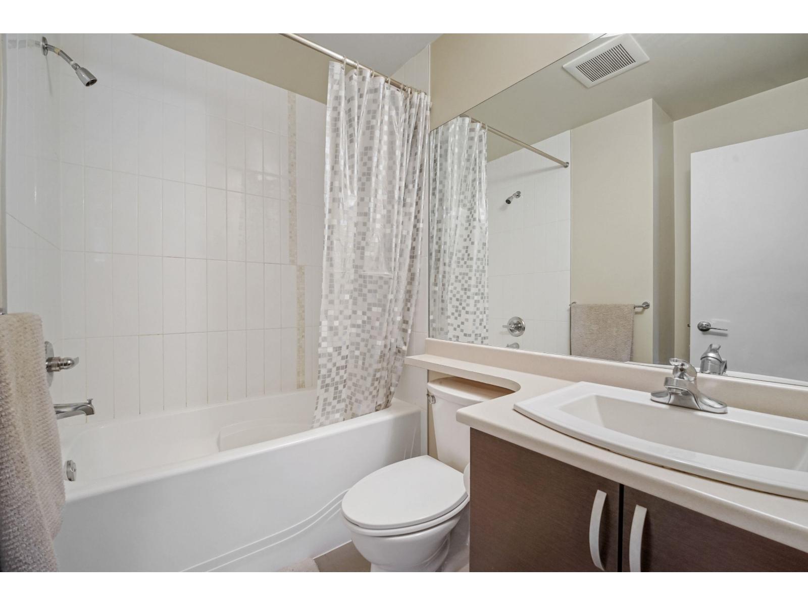 229 13789 107a Avenue, Surrey, British Columbia  V3T 0B8 - Photo 13 - R3111661