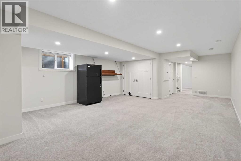 401 South Point Glen Sw, Airdrie, Alberta  T4B 4L1 - Photo 34 - A2297349