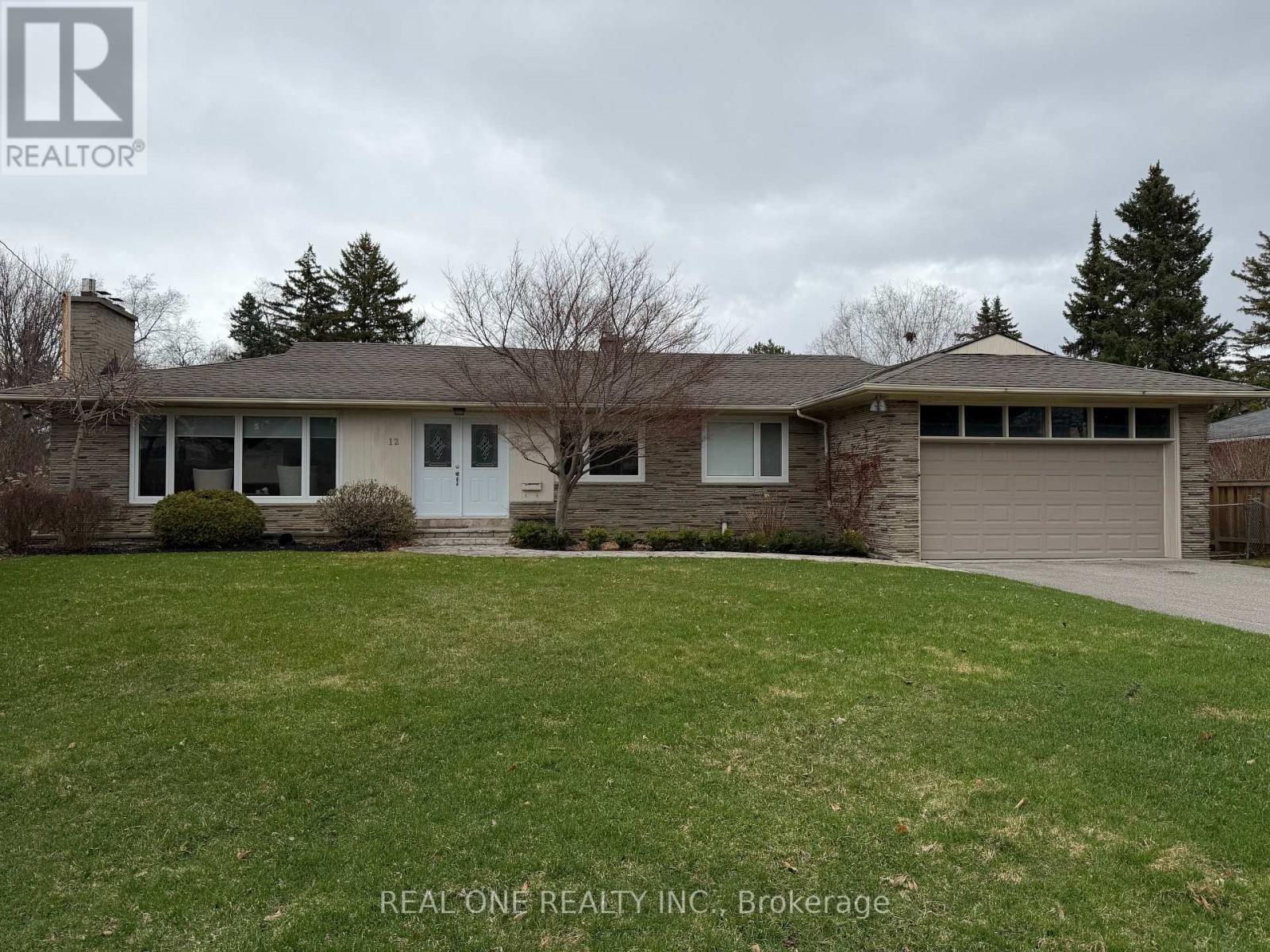 12 KING MAPLE PLACE, Toronto, Ontario