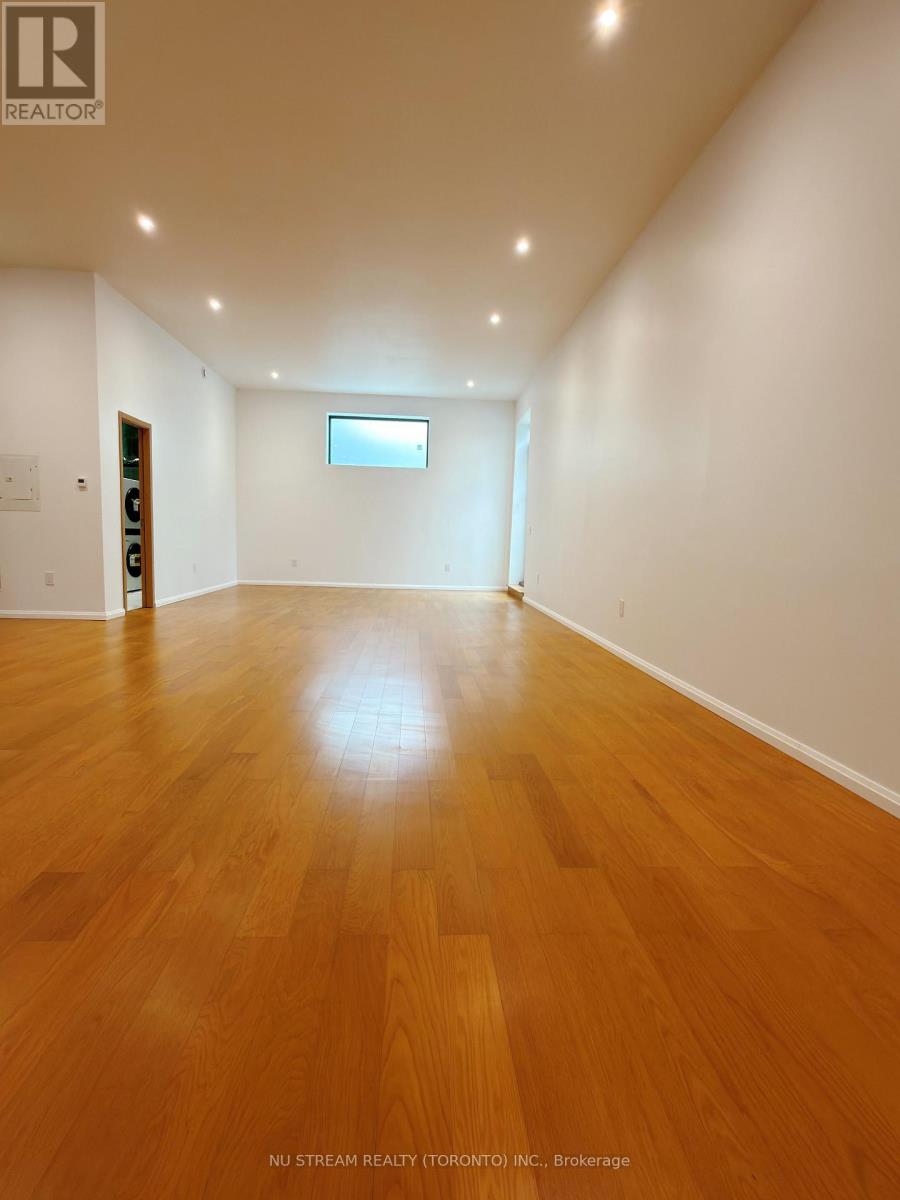 17 Cavotti Crescent, Toronto, Ontario M3H 4V2 - Photo 6 - C12999430