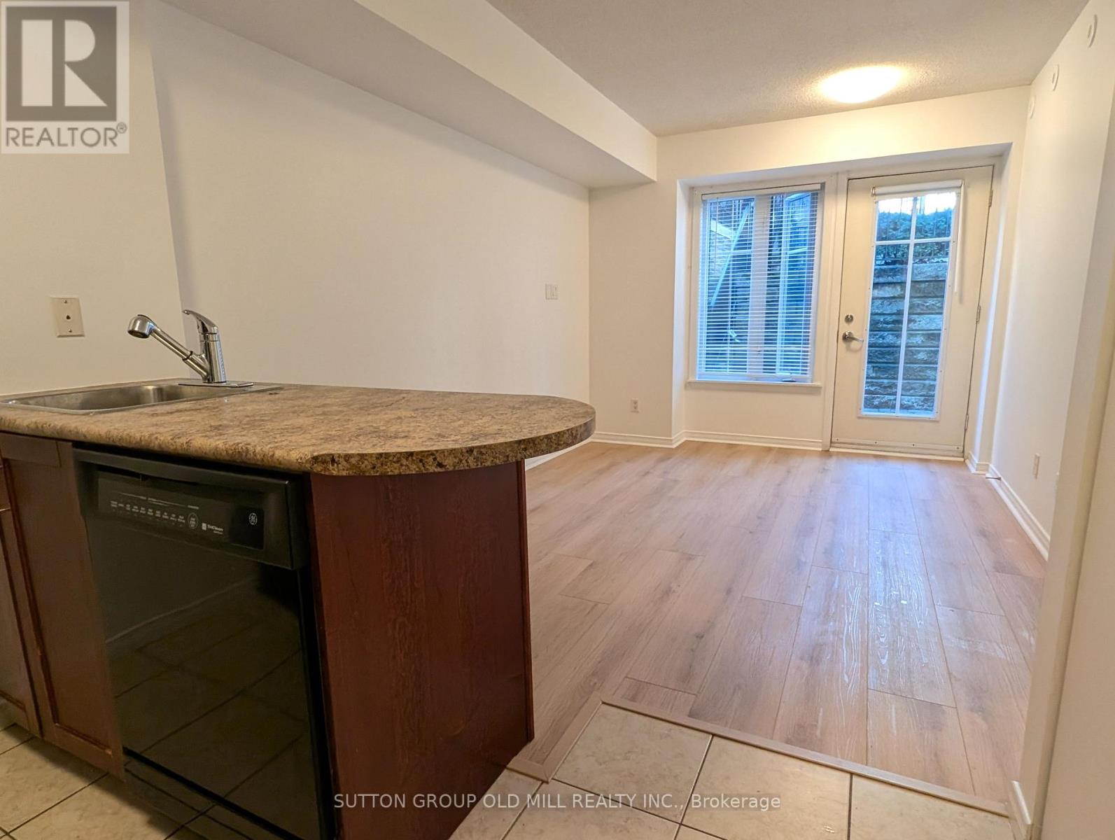 1218 - 21 Pirandello Street, Toronto, Ontario  M6K 3P4 - Photo 5 - C12999462