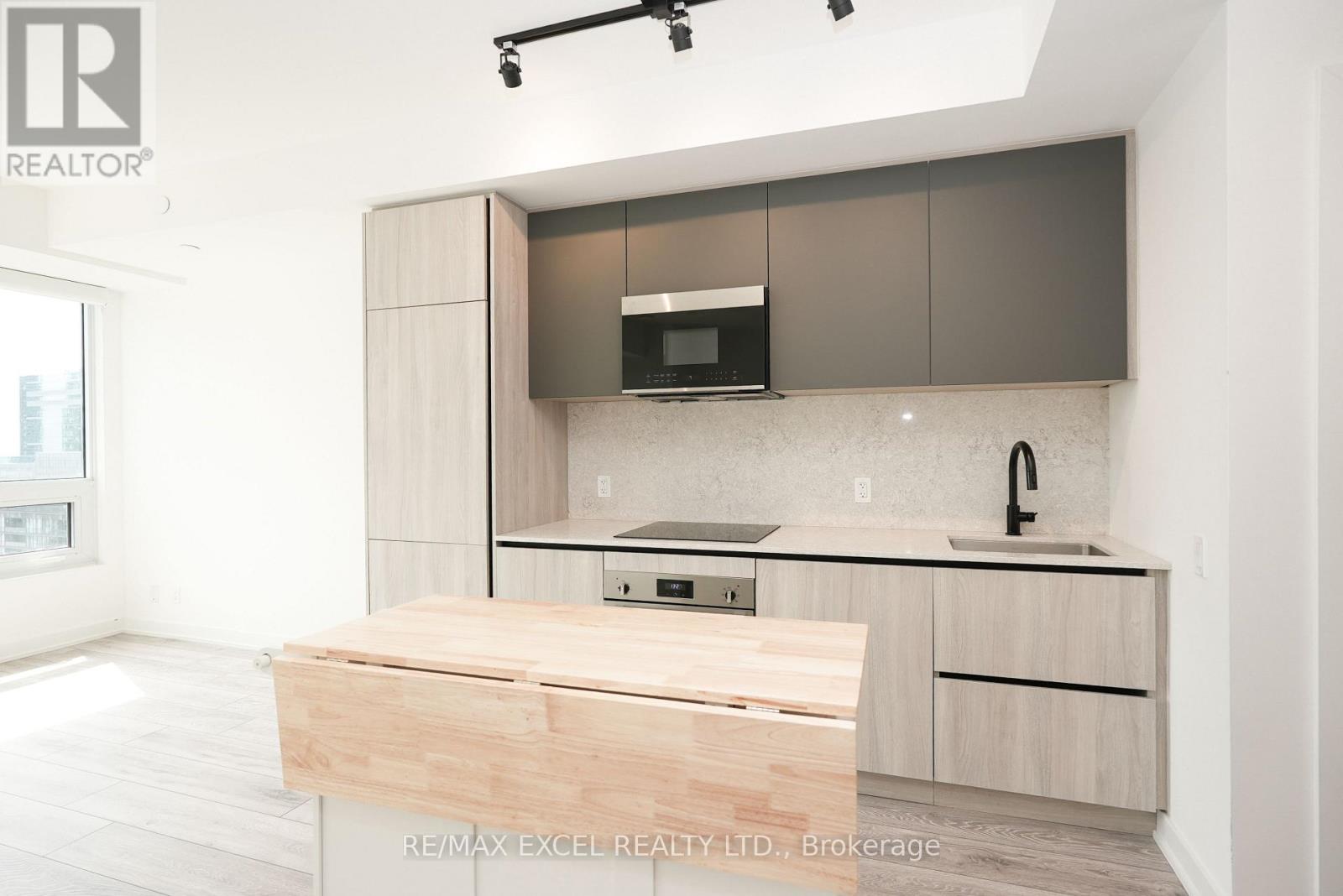 4509 - 108 Peter Street, Toronto, Ontario  M2V 0W2 - Photo 11 - C12999466