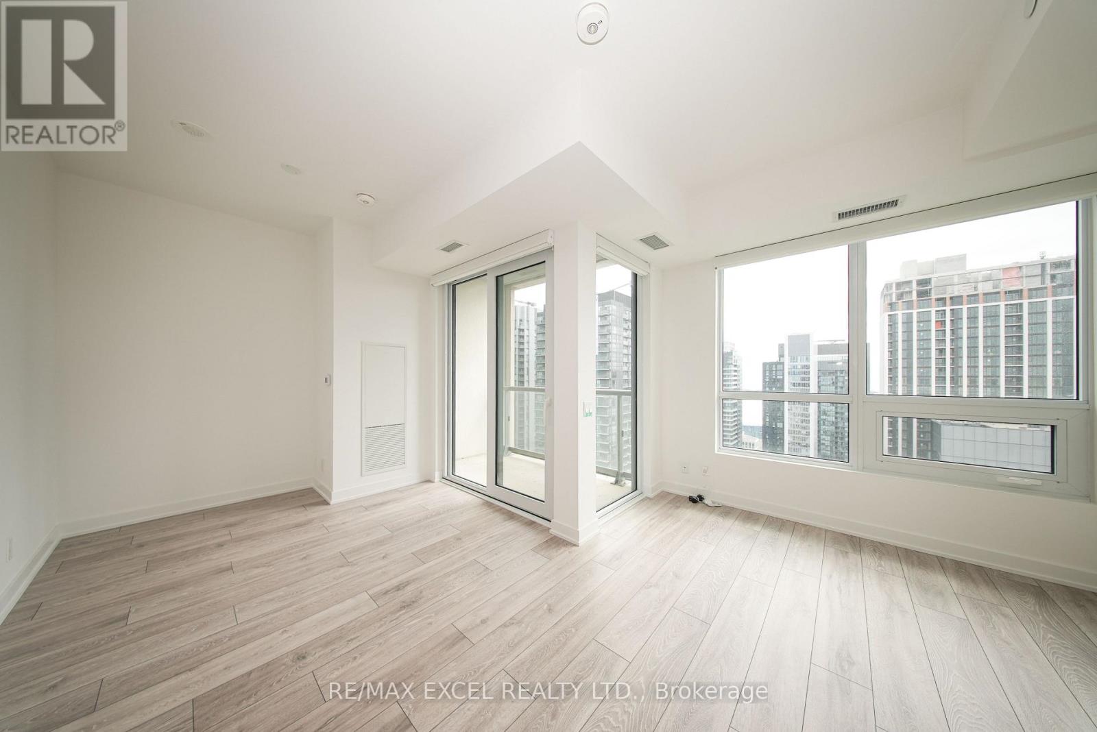 4509 - 108 Peter Street, Toronto, Ontario  M2V 0W2 - Photo 3 - C12999466