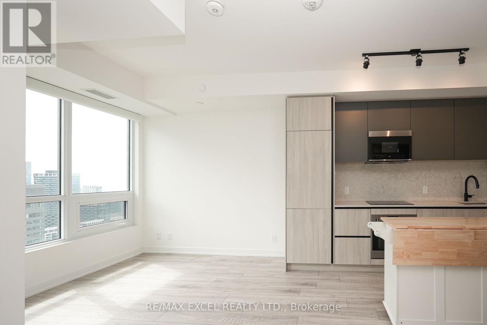 4509 - 108 Peter Street, Toronto, Ontario  M2V 0W2 - Photo 9 - C12999466