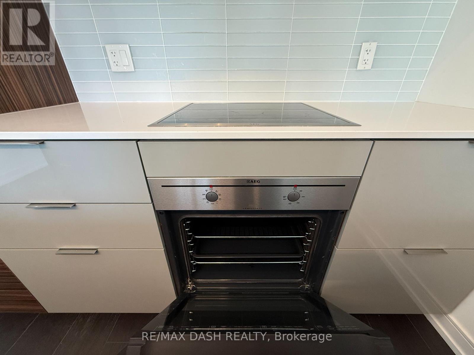 2501 - 88 Scott Street, Toronto, Ontario  M5E 0A9 - Photo 10 - C12999470