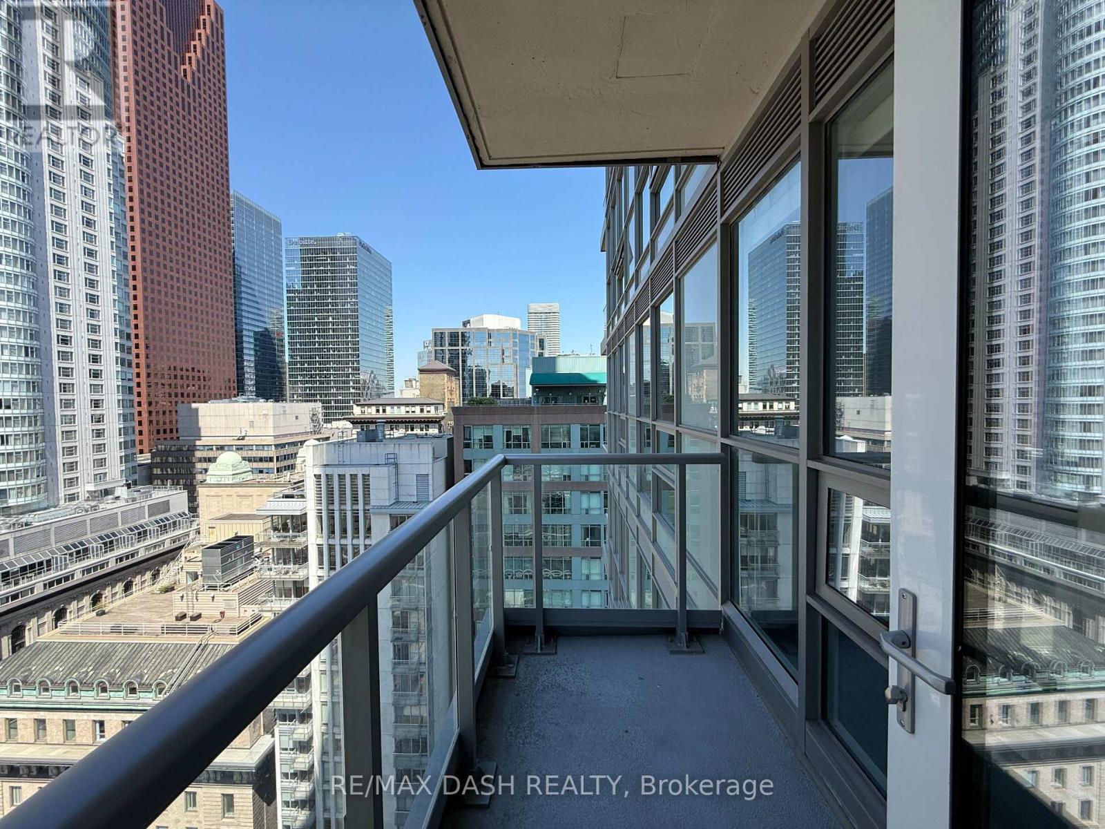 2501 - 88 Scott Street, Toronto, Ontario  M5E 0A9 - Photo 18 - C12999470