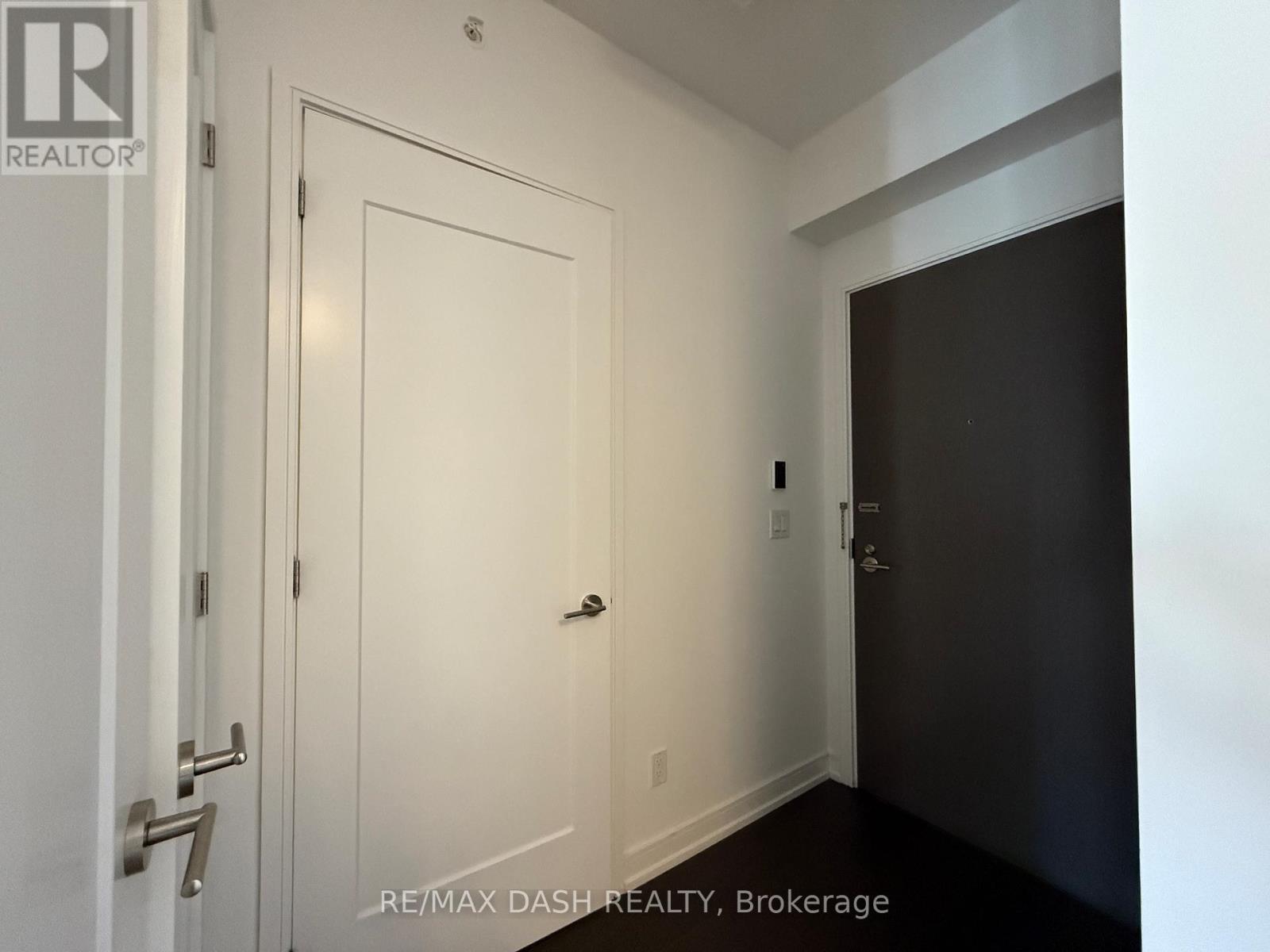 2501 - 88 Scott Street, Toronto, Ontario  M5E 0A9 - Photo 4 - C12999470