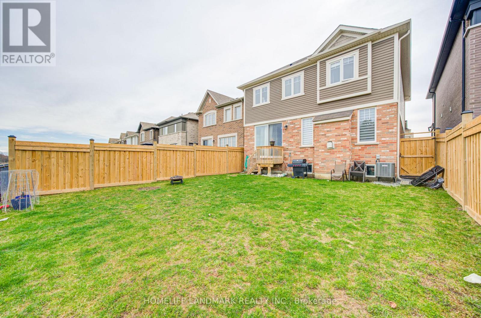 106 Barkerville Drive, Whitby, Ontario  L1P 0L8 - Photo 34 - E12999406