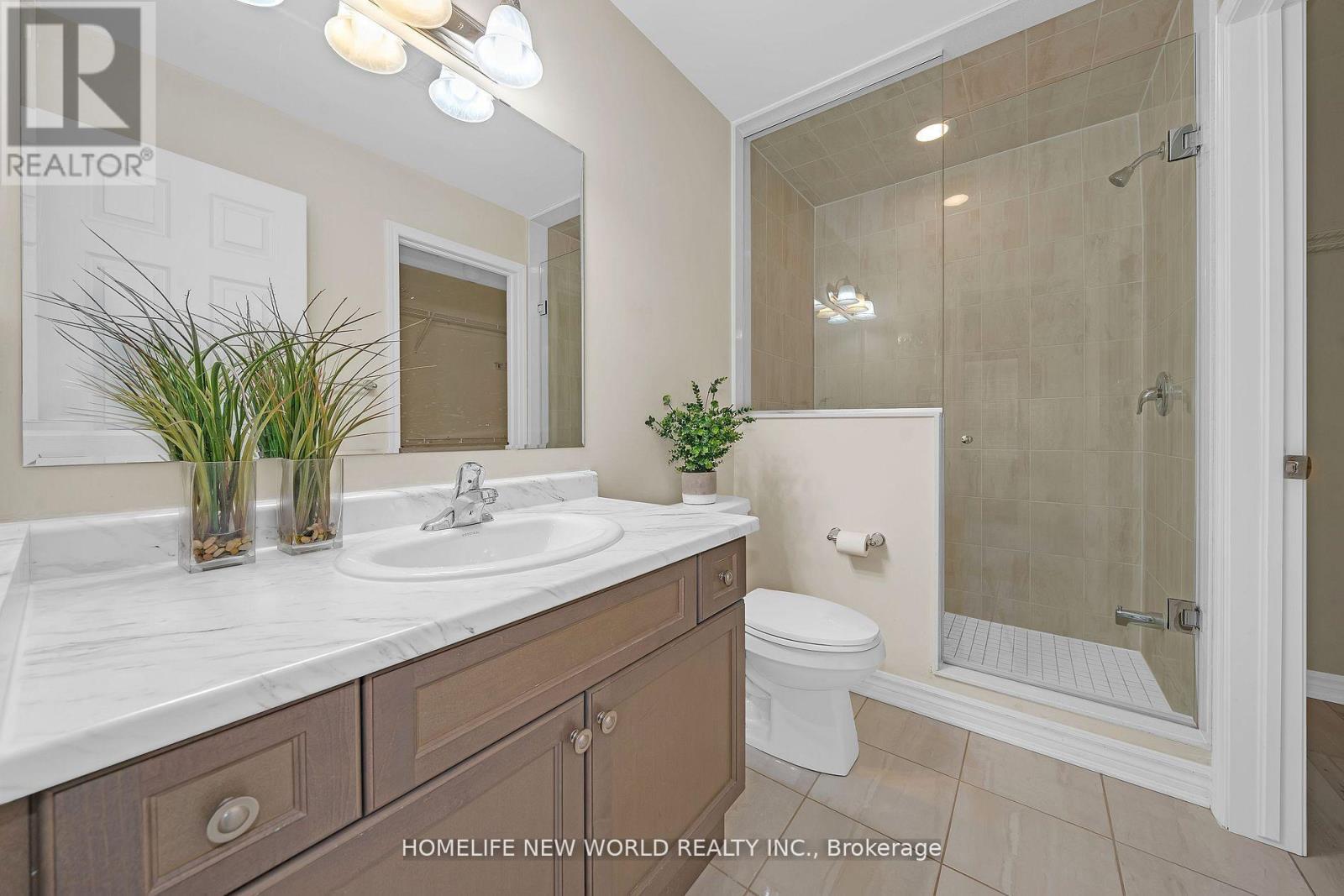 32 Fusilier Drive, Toronto, Ontario  M1L 0J4 - Photo 12 - E12999454