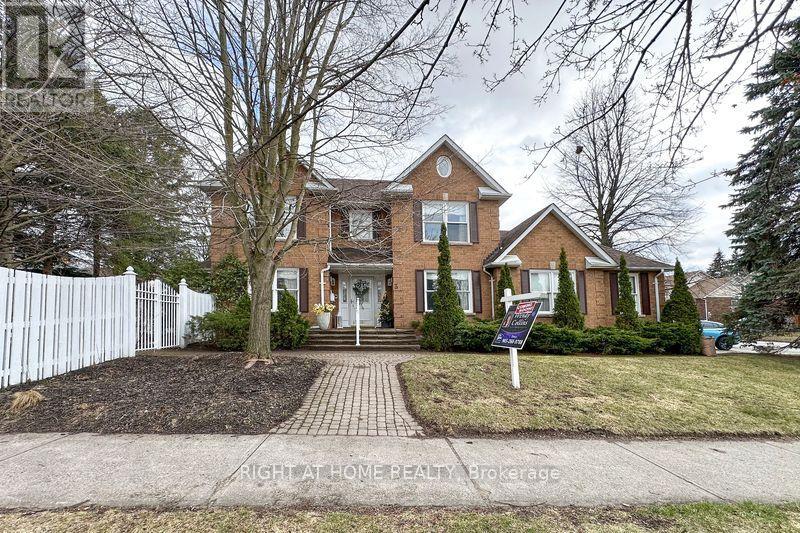 3 Hampstead Gate E, Clarington, Ontario  L1E 1V2 - Photo 2 - E12999460